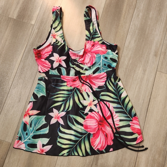 Tankini swimsuit S black floral tropical two piece swimwear beach summer top new - Picture 2 of 13